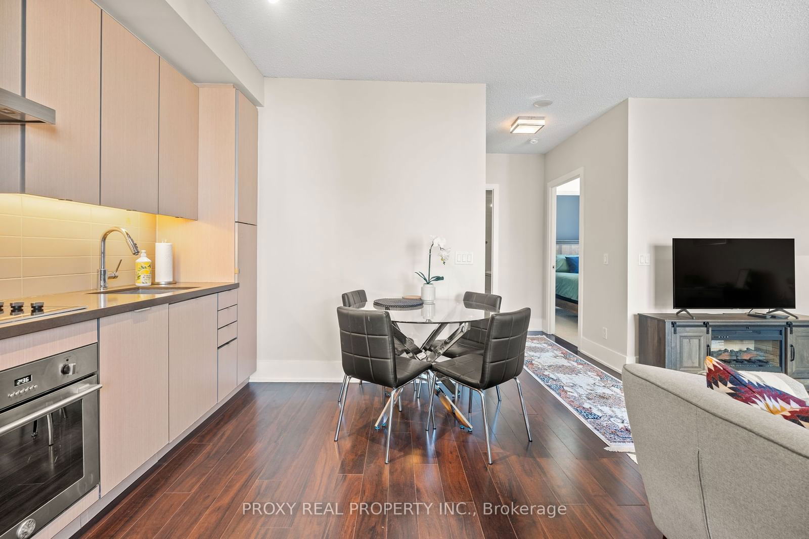 300 Front St W, unit 1705 for rent - image #10