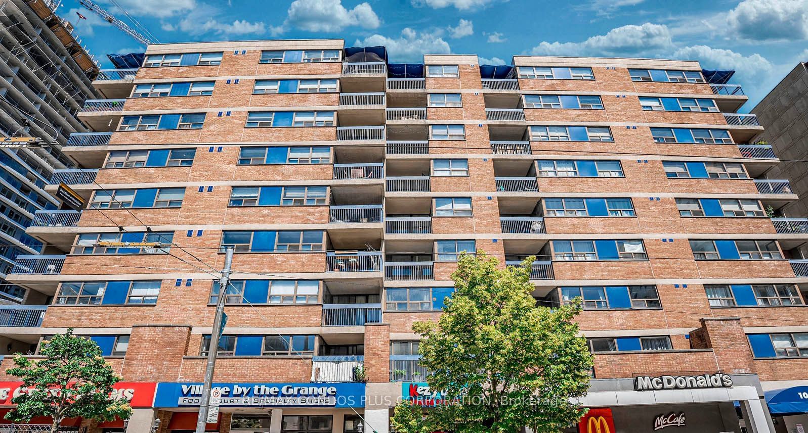 105 Mccaul St, unit 806 for sale - image #1