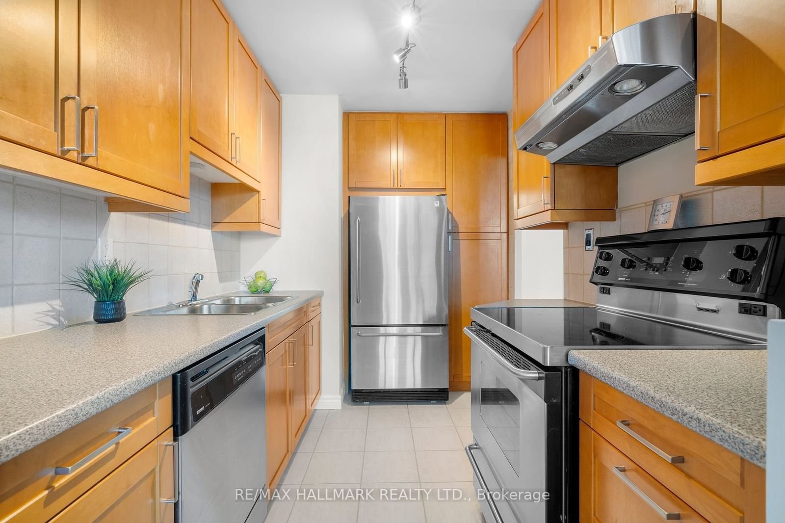 40 Homewood Ave, unit 2501 for sale - image #12