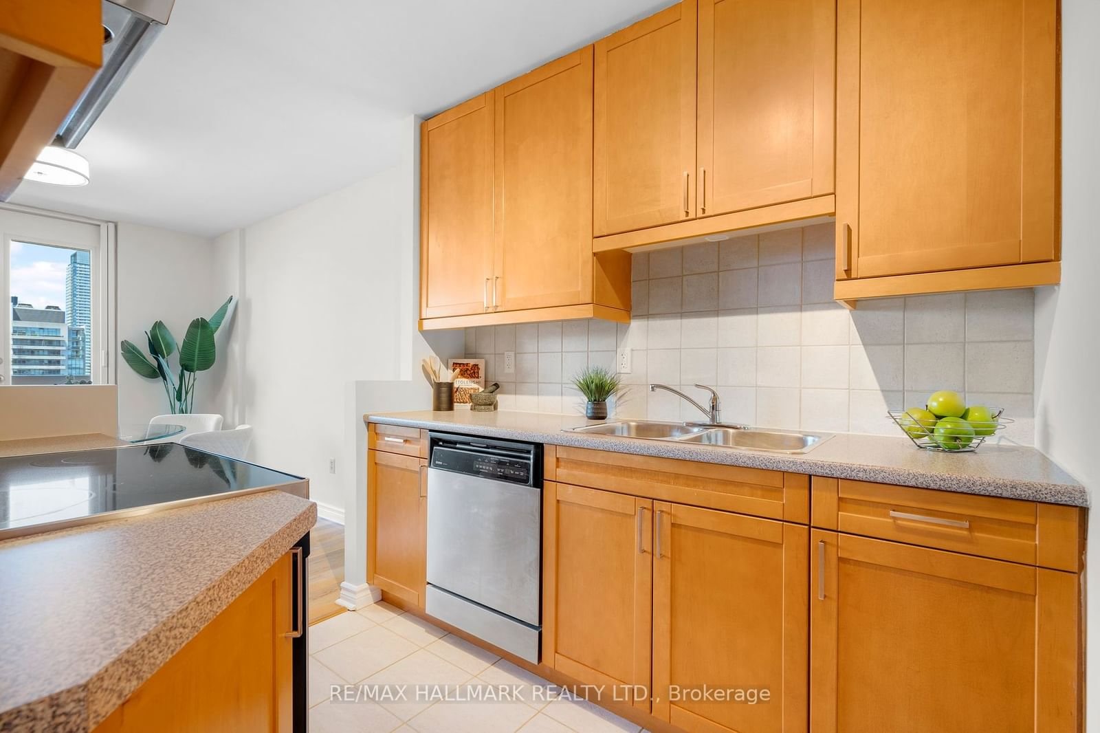 40 Homewood Ave, unit 2501 for sale - image #13