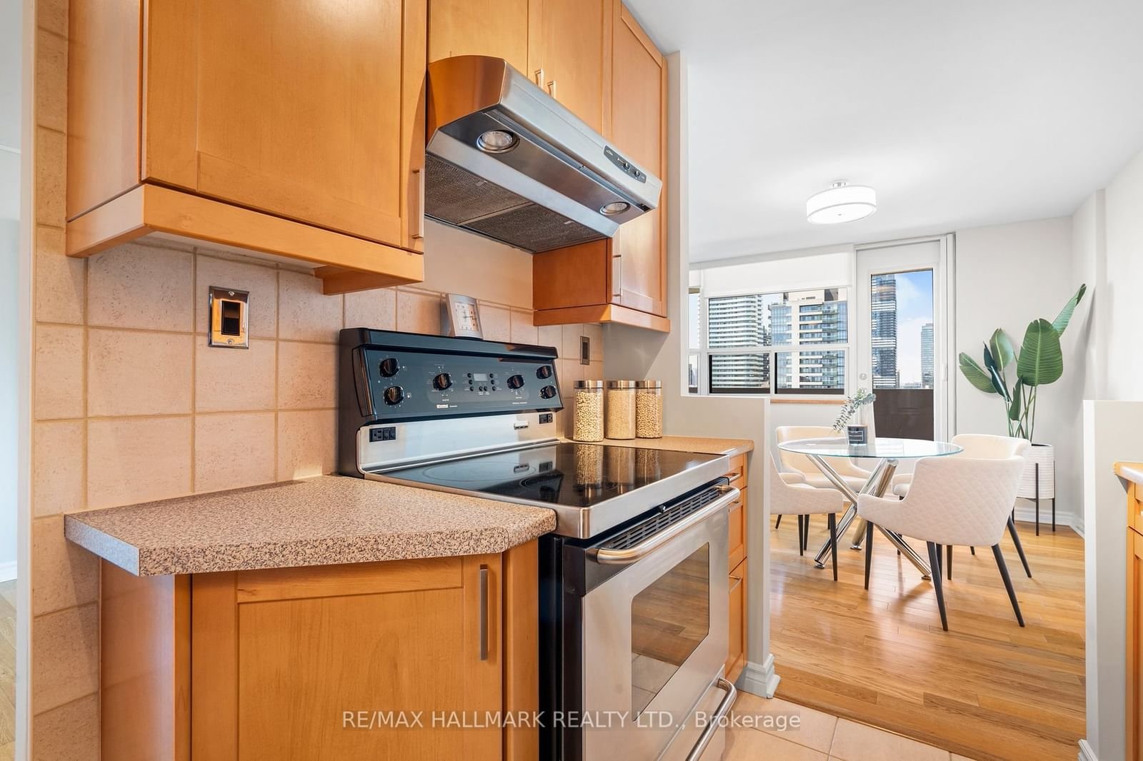 40 Homewood Ave, unit 2501 for sale - image #14