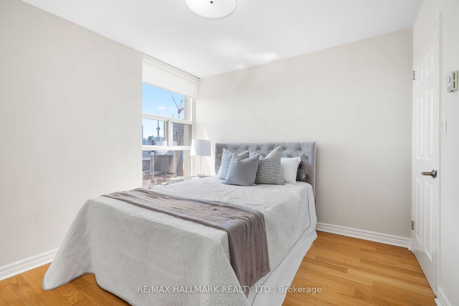 40 Homewood Ave, unit 2501 for sale - image #23