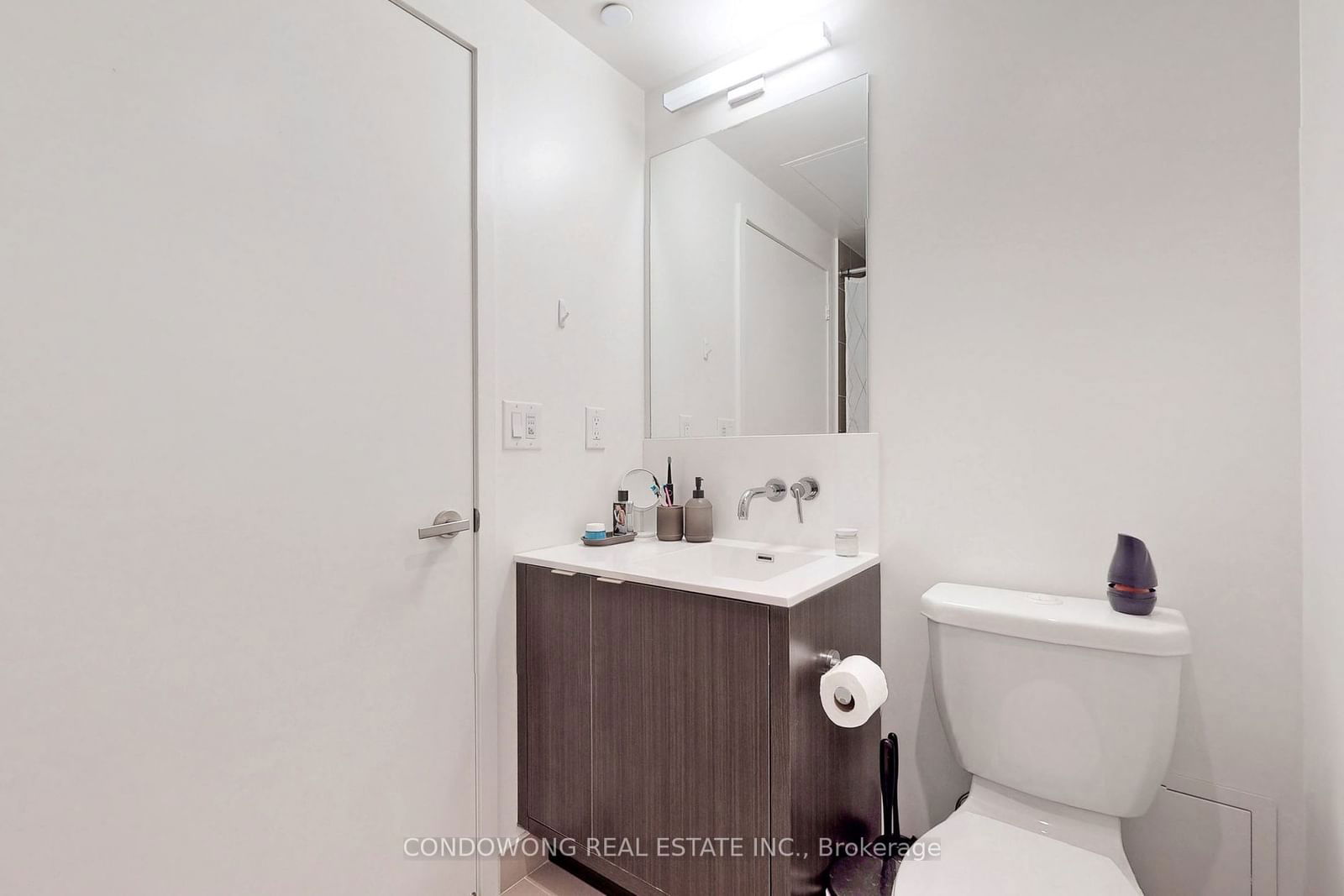 88 Harbour St, unit 1006 for sale - image #13