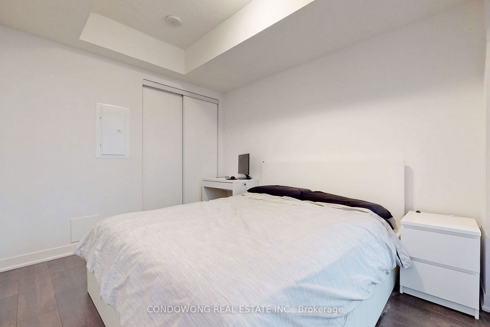 88 Harbour St, unit 1006 for sale - image #17