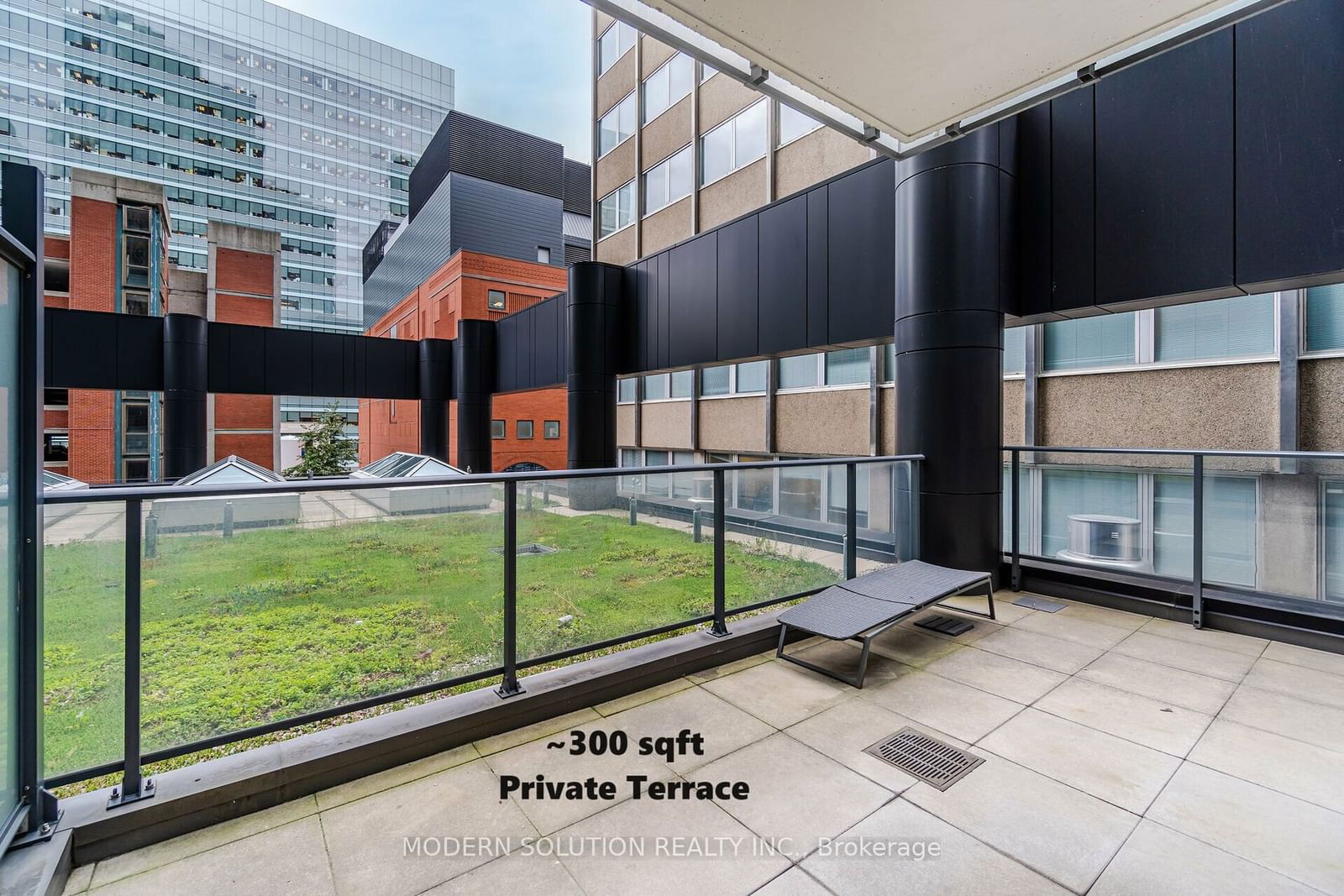 770 Bay St, unit 302 for sale - image #25