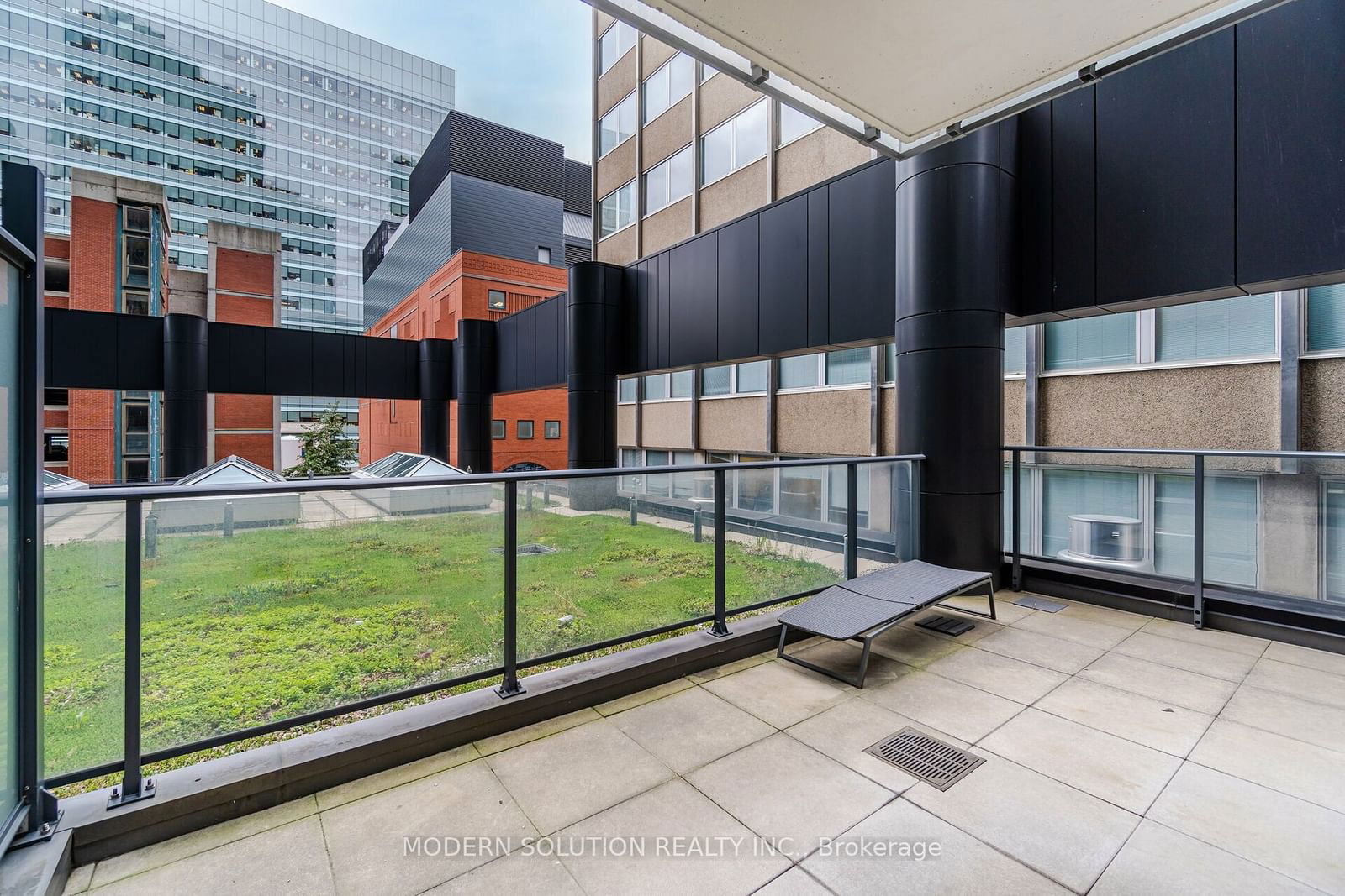 770 Bay St, unit 302 for sale - image #26