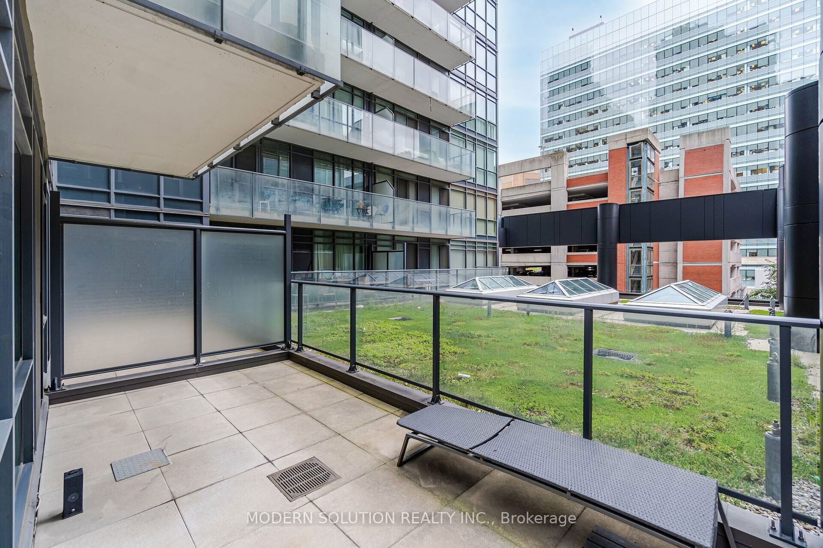 770 Bay St, unit 302 for sale - image #30