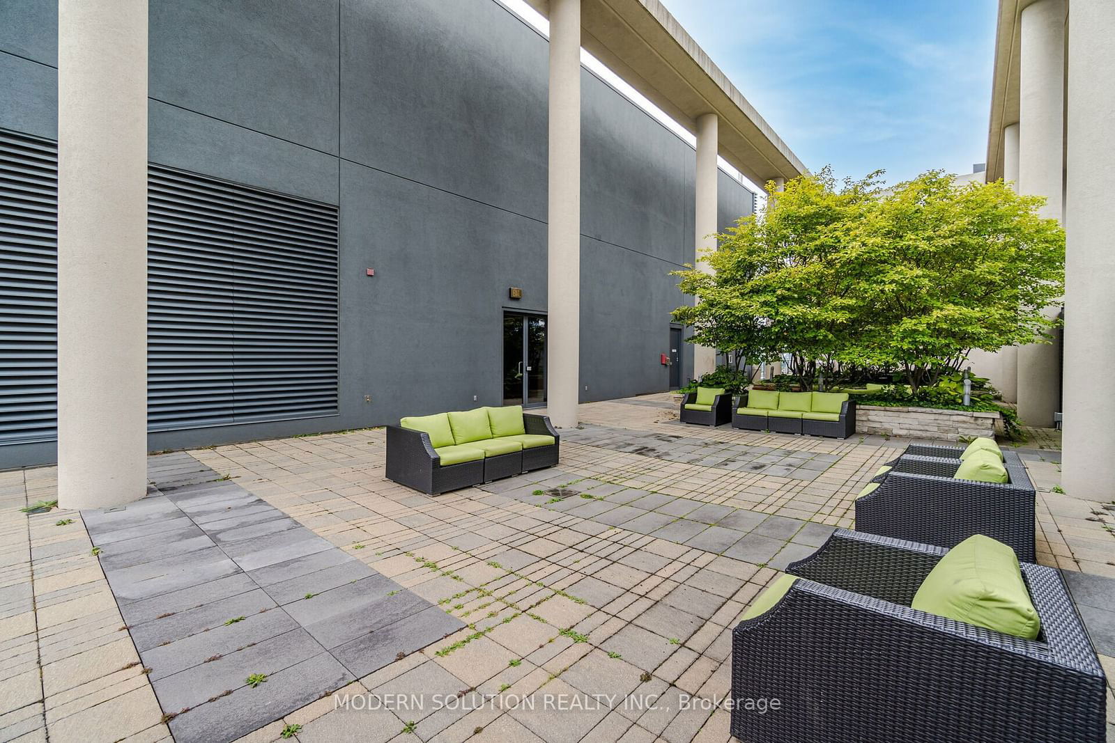 770 Bay St, unit 302 for sale - image #32