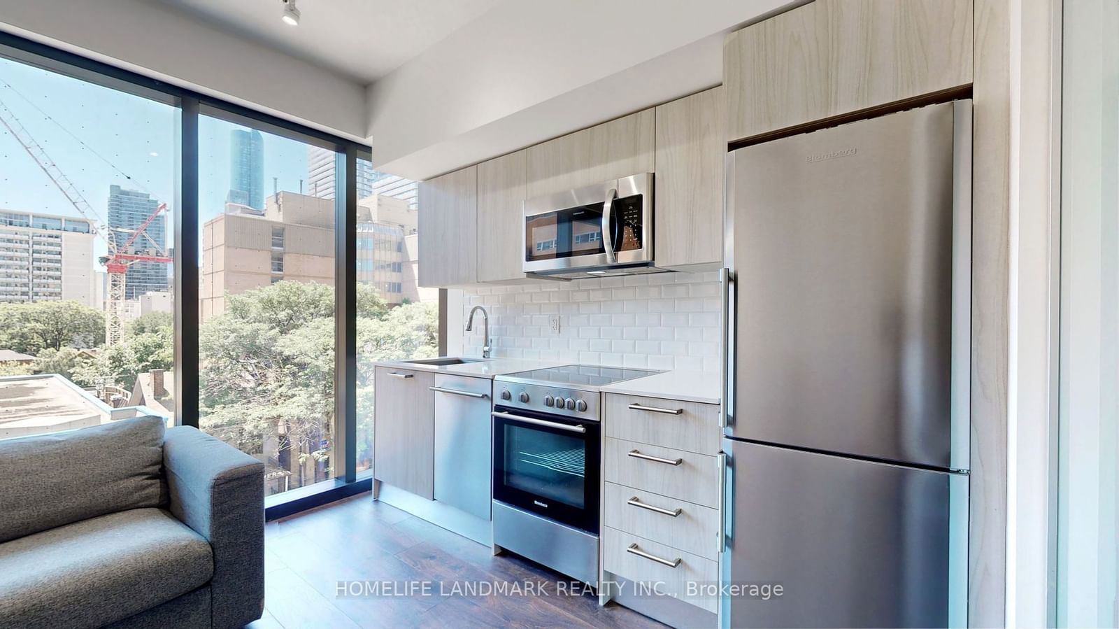 28 Wellesley St E, unit 403 for sale - image #23