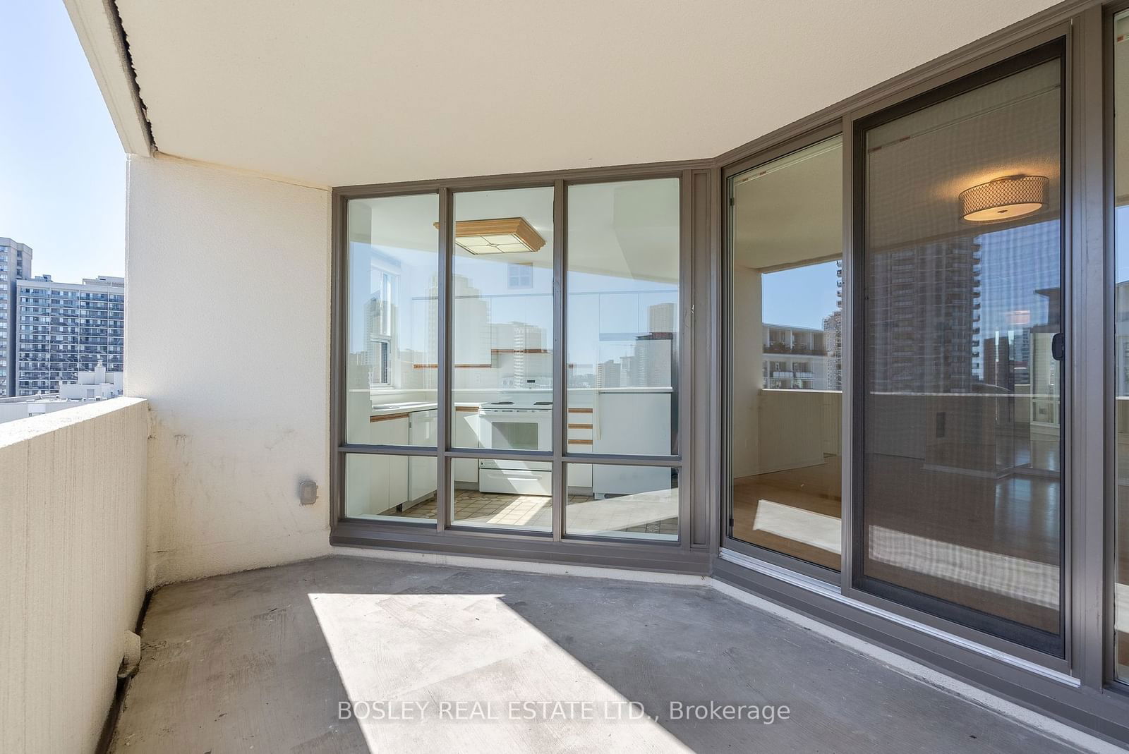 25 Maitland St, unit 1703 for sale - image #21