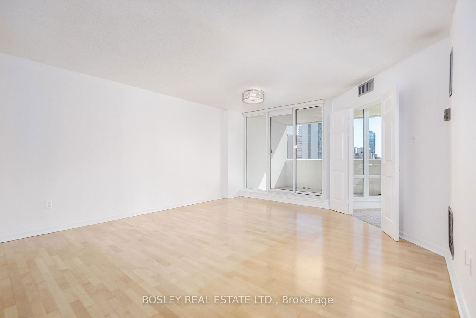 25 Maitland St, unit 1703 for sale - image #4