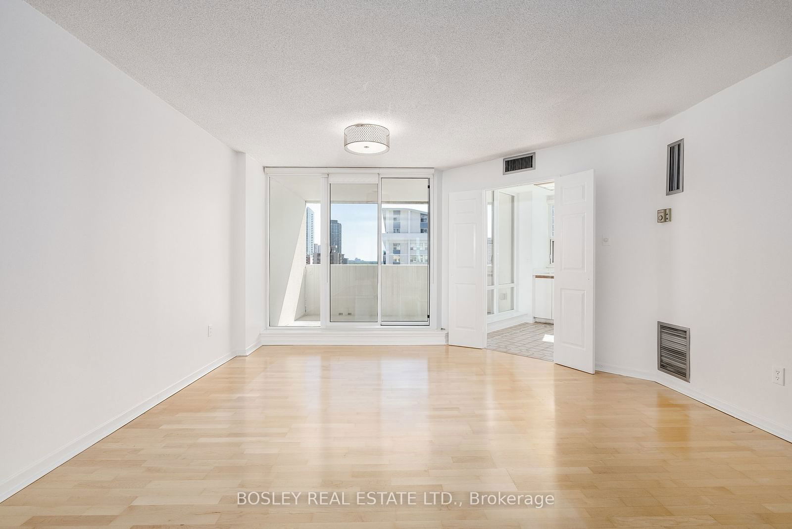 25 Maitland St, unit 1703 for sale - image #5