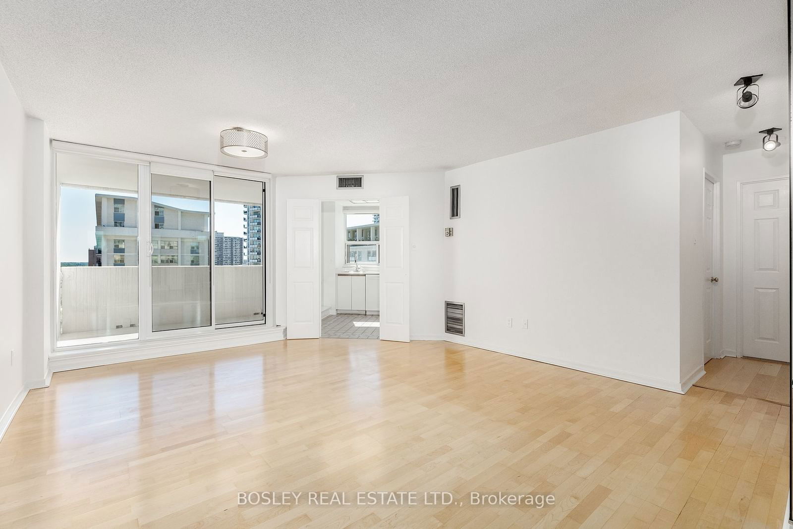 25 Maitland St, unit 1703 for sale - image #6