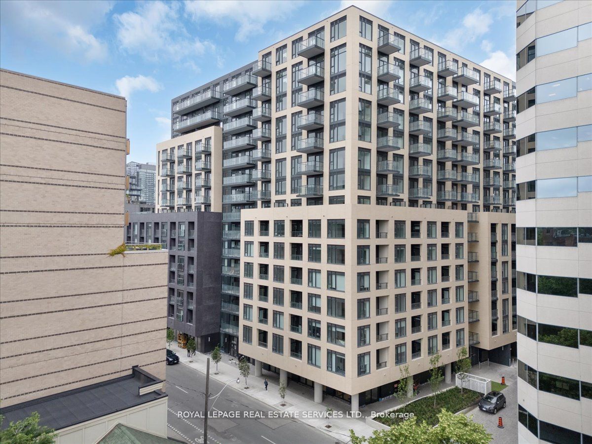 543 Richmond St W, unit 824 for sale