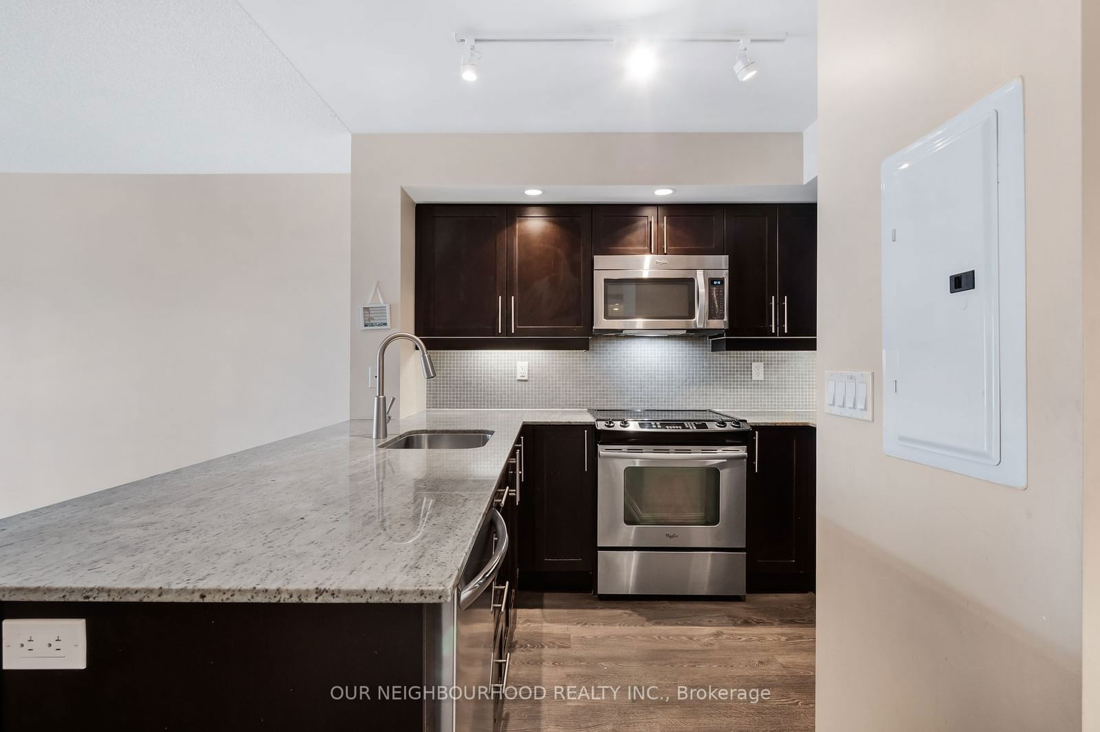 85 East Liberty St, unit 602 for sale - image #5