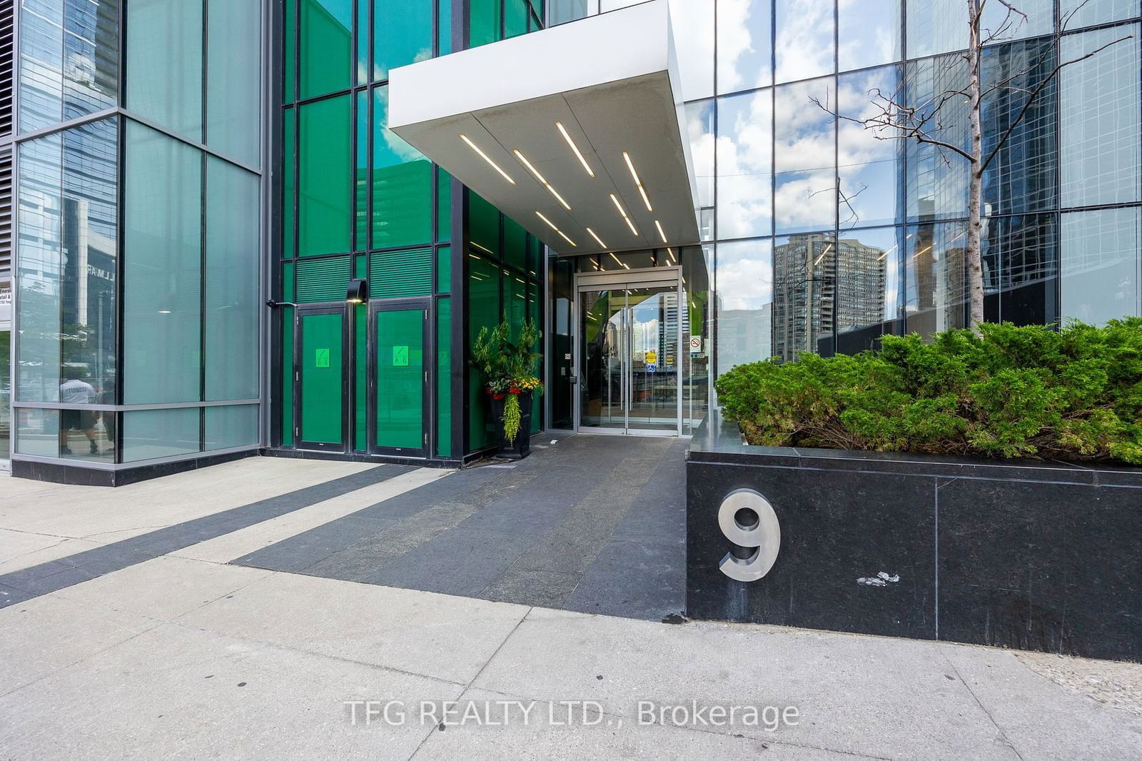 9 Bogert Ave, unit 2804 for sale - image #2