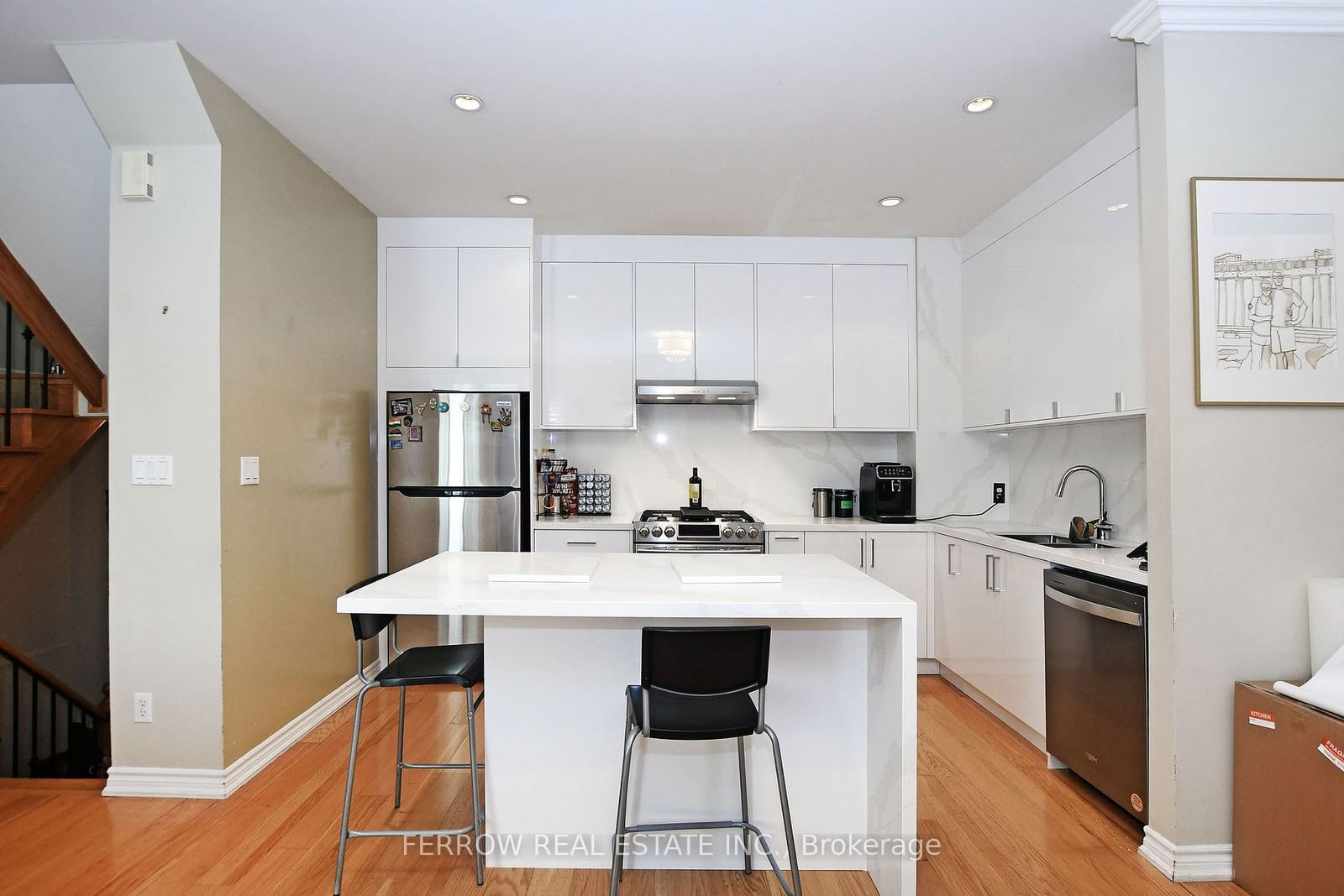 37 Avondale Ave, unit 505 for rent - image #7