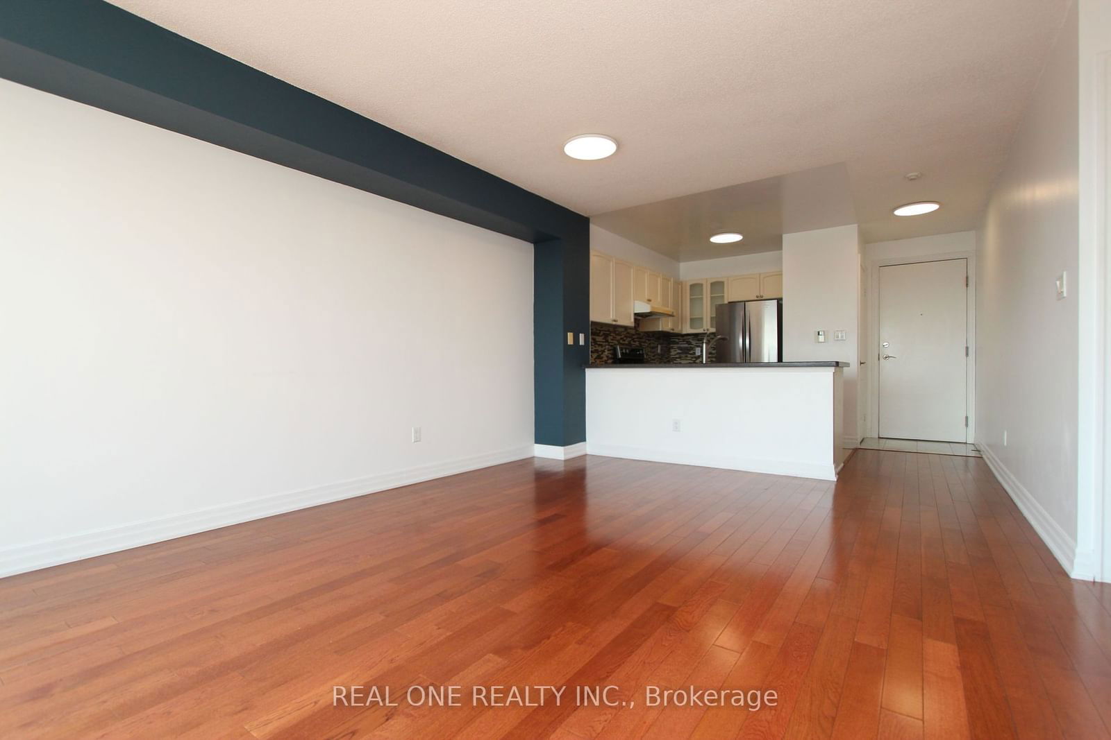 188 Doris Ave, unit 1109 for sale - image #2