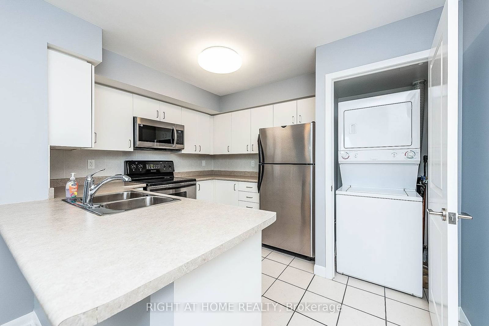 4978 Yonge St, unit 3715 for rent - image #11