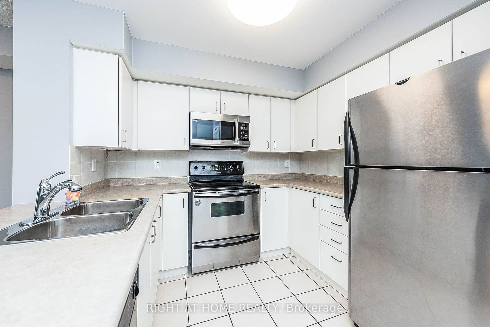 4978 Yonge St, unit 3715 for rent - image #8