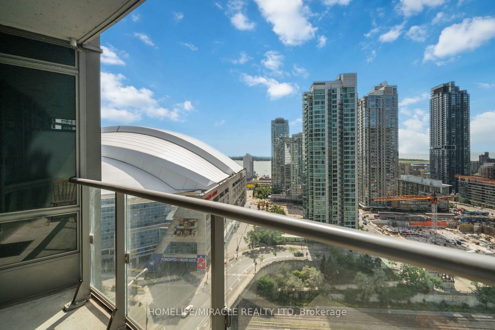 361 Front St W, unit 2506 for sale