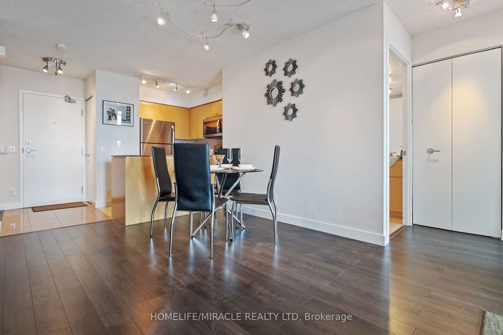 361 Front St W, unit 2506 for sale