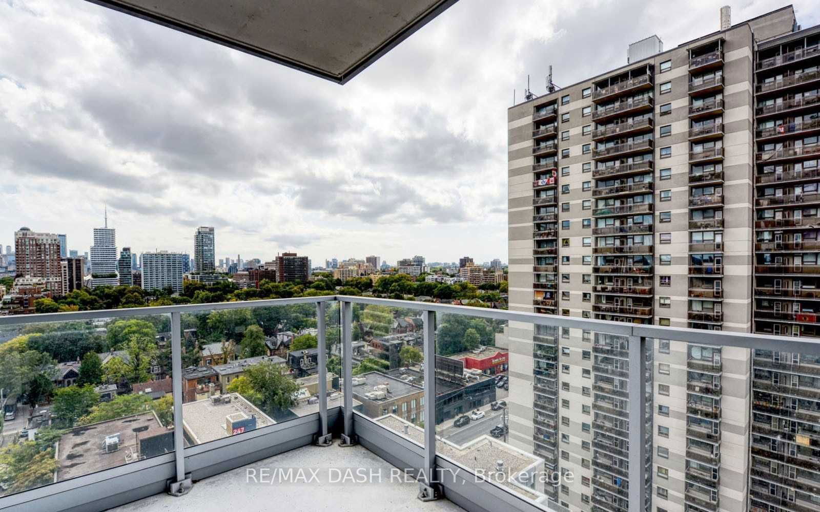 170 Avenue Rd, unit 1704 for sale - image #20