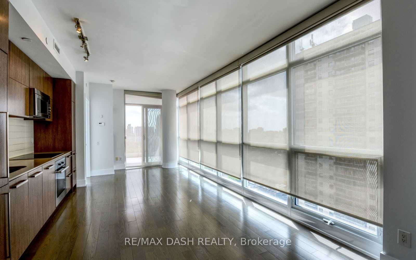 170 Avenue Rd, unit 1704 for sale - image #30