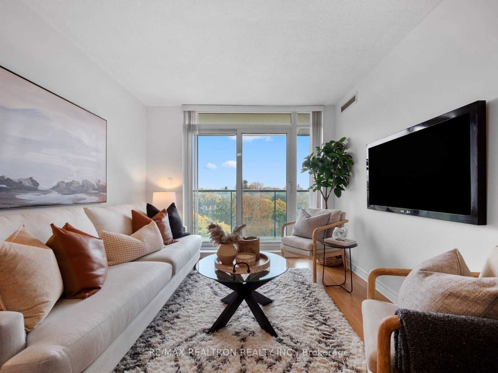 3830 Bathurst St, unit 613 for sale - image #11