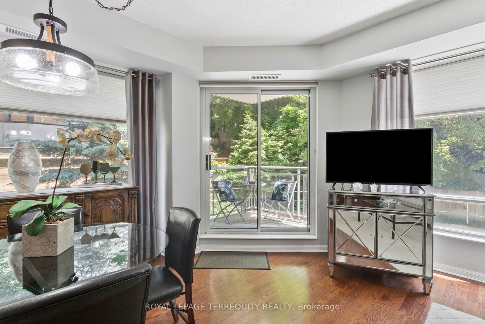 1801 Bayview Ave, unit 201 for sale - image #18