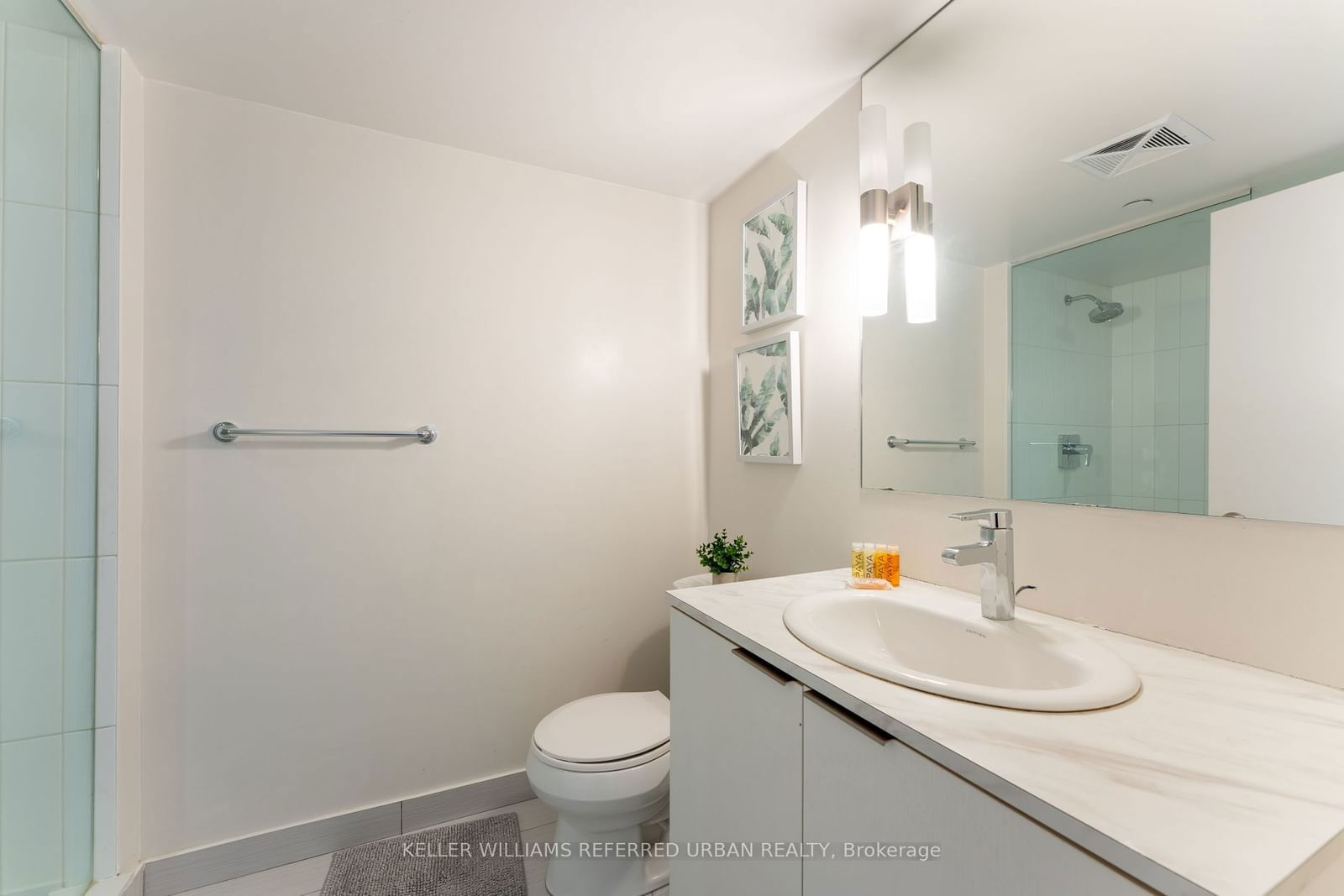 955 Bay St, unit 701 for rent - image #13