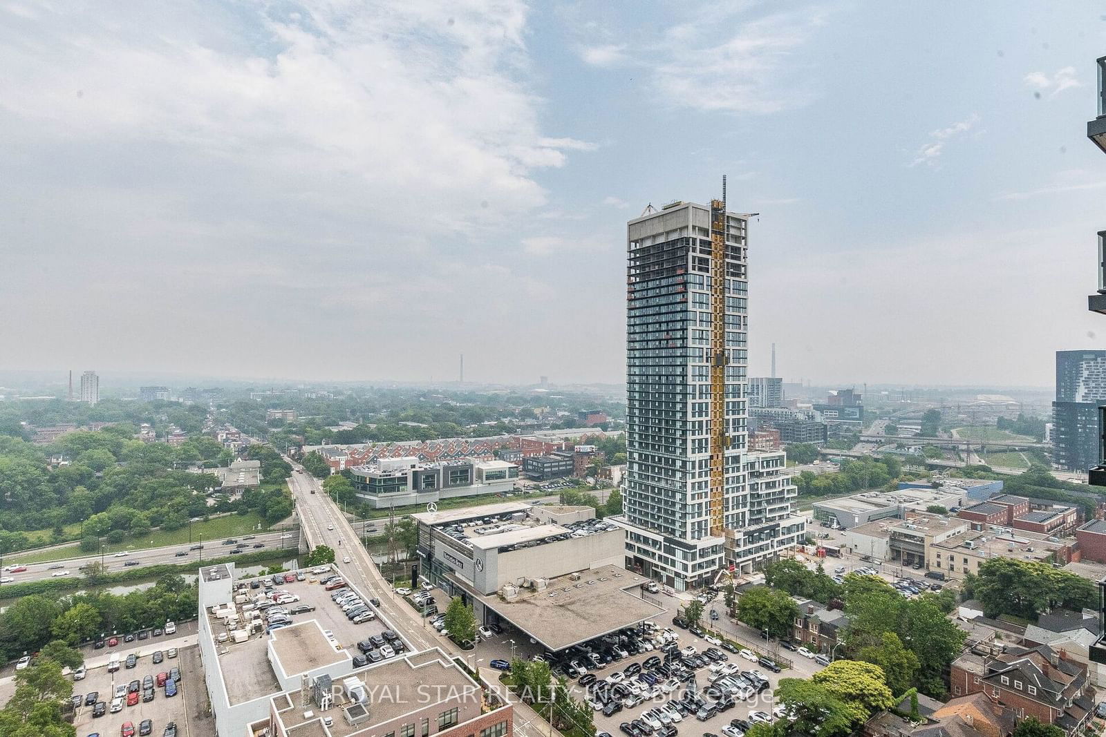 130 River St, unit 2110 for sale