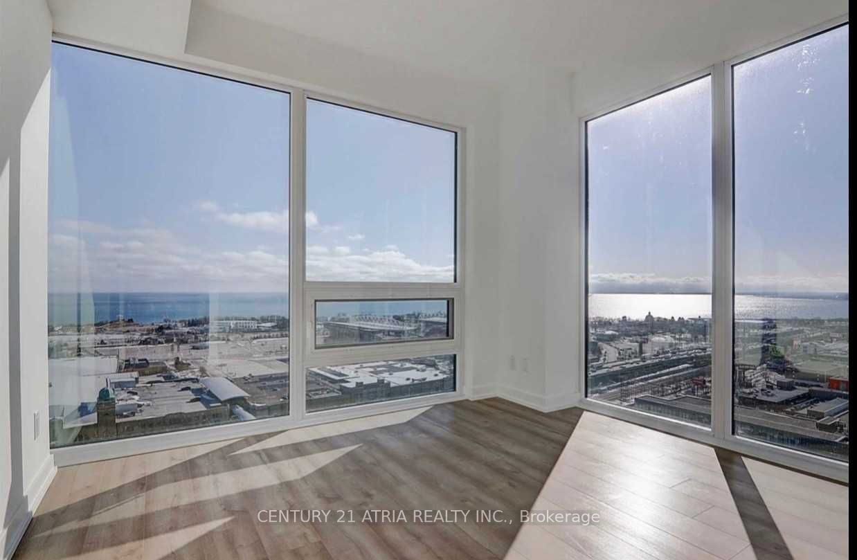 135 East Liberty St, unit 1803 for rent - image #7