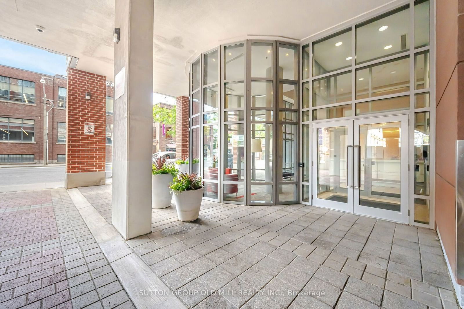 255 Richmond St E, unit 1517 for sale - image #3