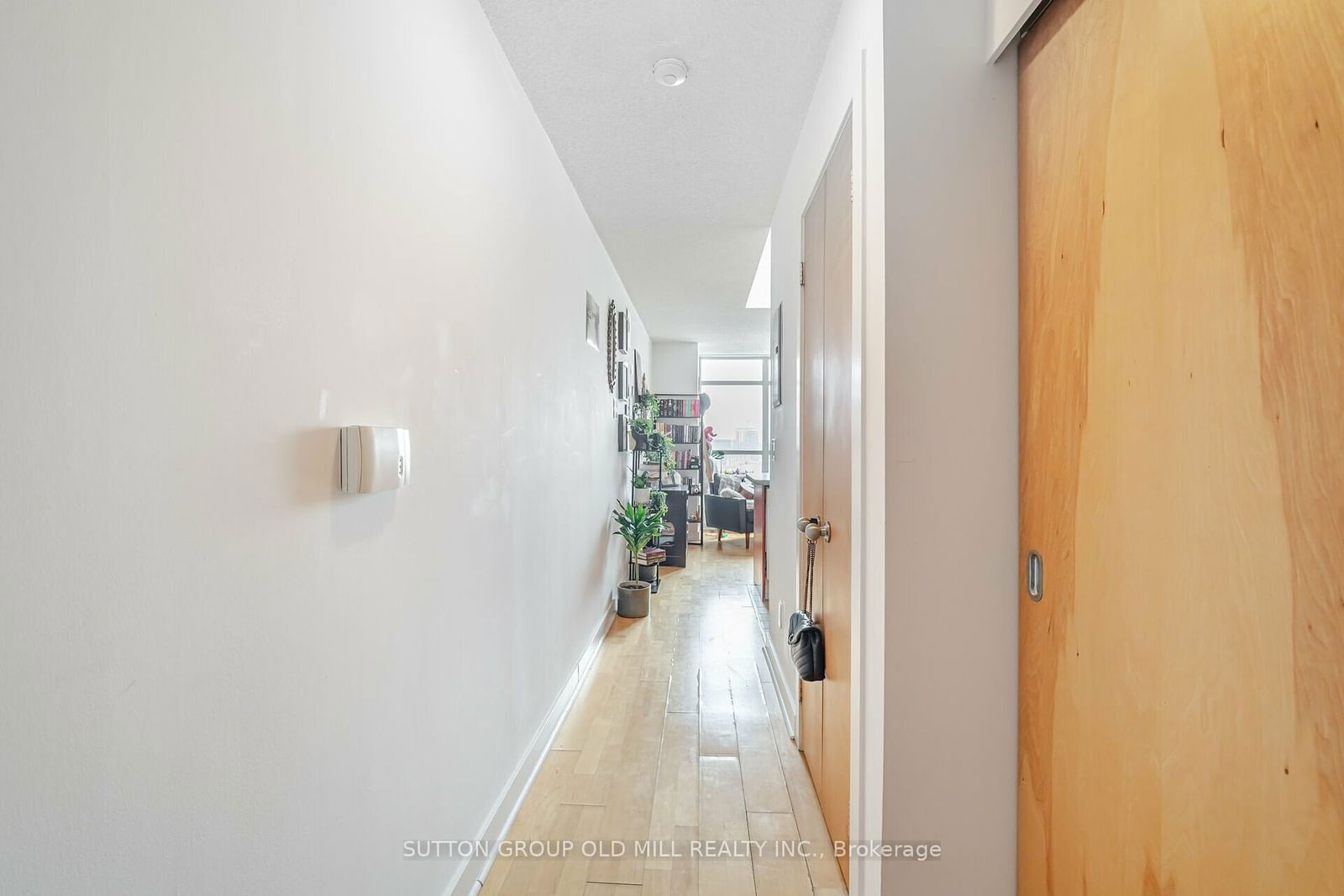 255 Richmond St E, unit 1517 for sale - image #8