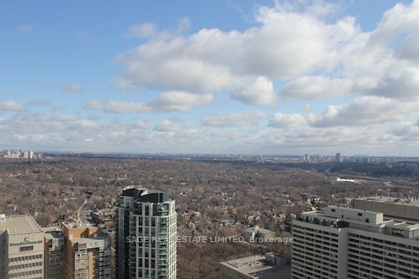 110 Charles St E, unit 3907 for rent - image #12