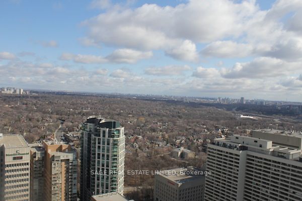 110 Charles St E, unit 3907 for rent - image #14