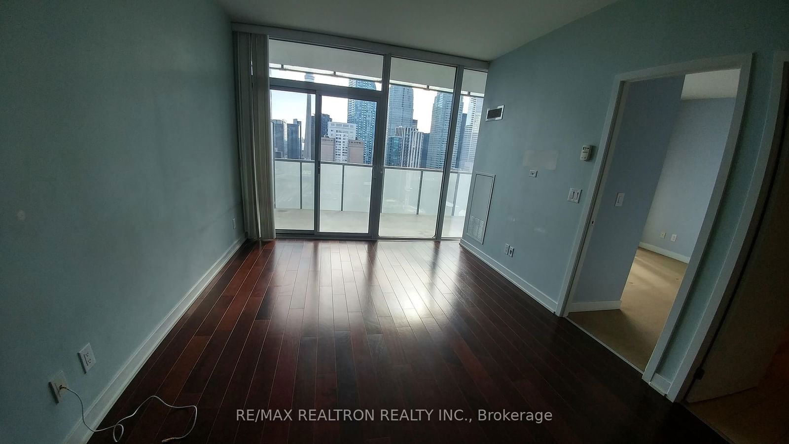 1 Market St, unit 2502 for sale