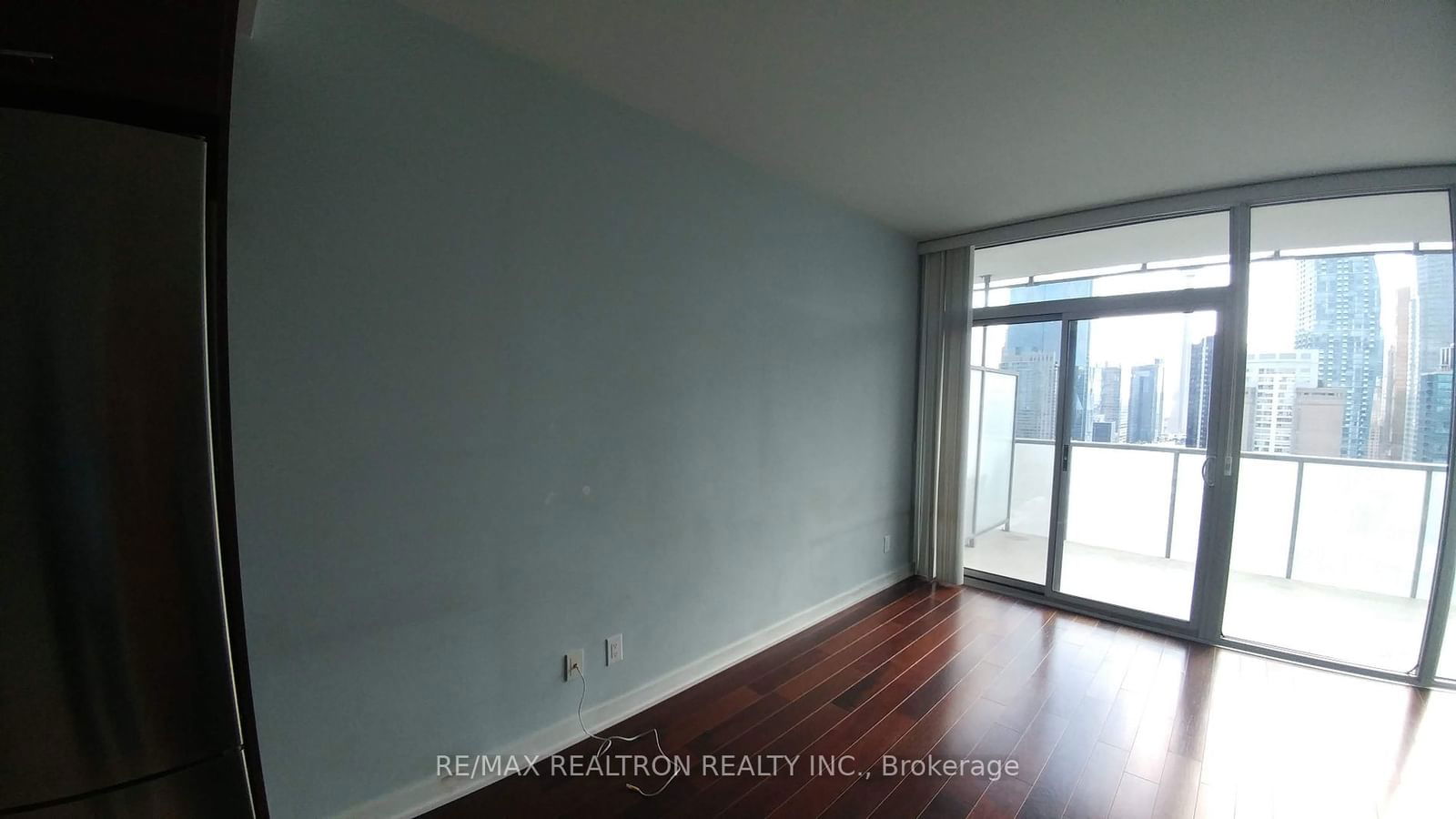 1 Market St, unit 2502 for sale