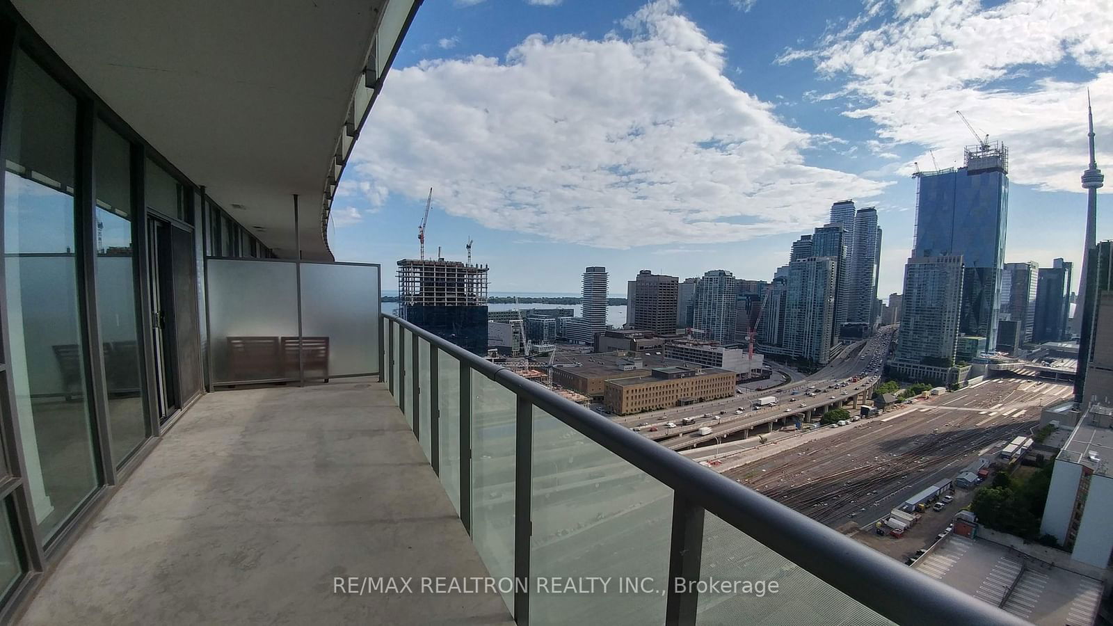 1 Market St, unit 2502 for sale - image #20