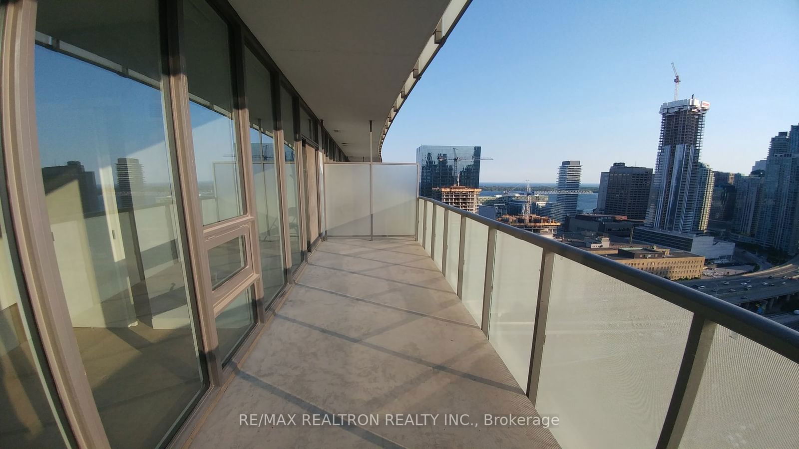 1 Market St, unit 2502 for sale - image #26