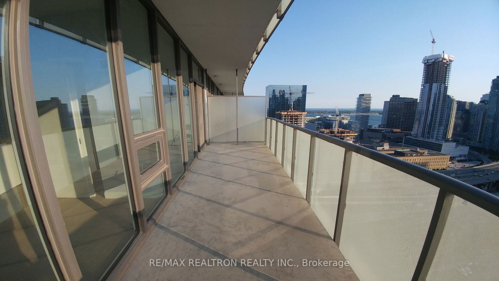 1 Market St, unit 2502 for sale - image #27