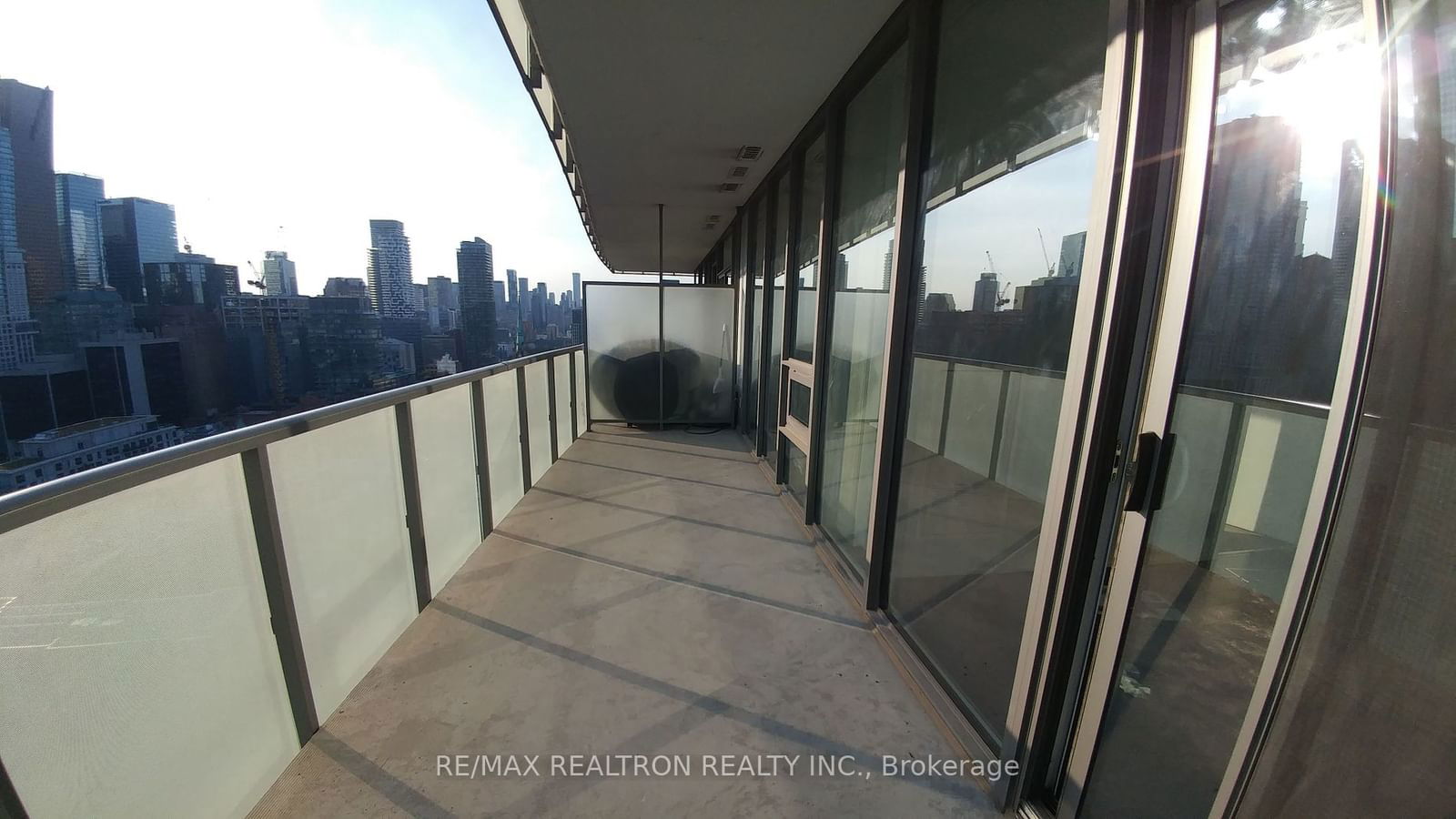 1 Market St, unit 2502 for sale - image #30