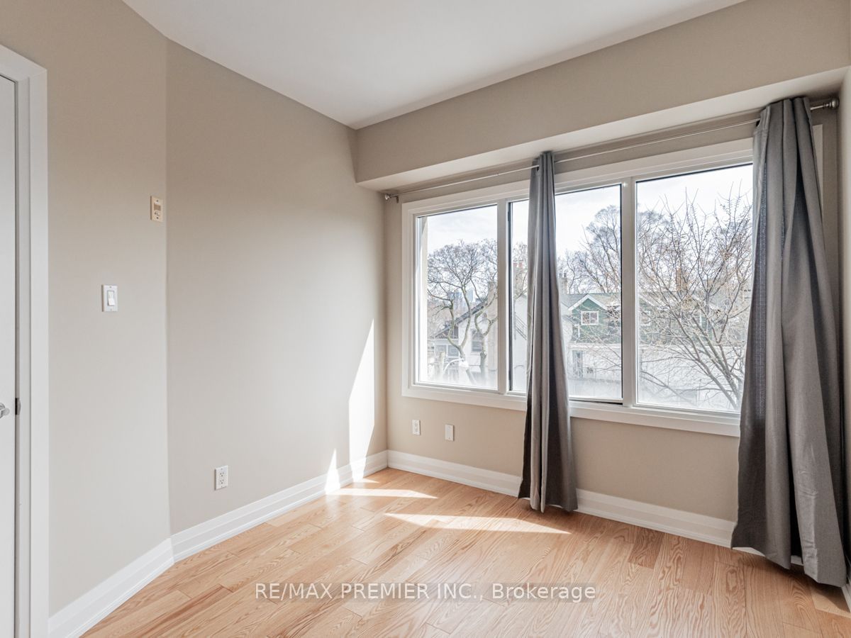 473 Dupont St, unit 5 for sale