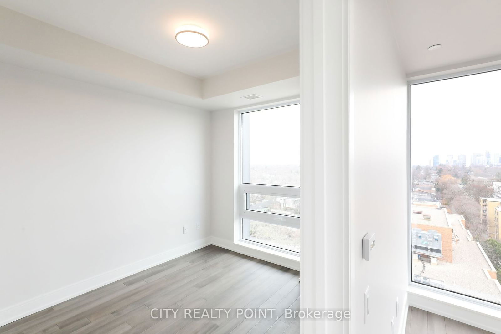 2525 Bathurst St, unit 910 for rent