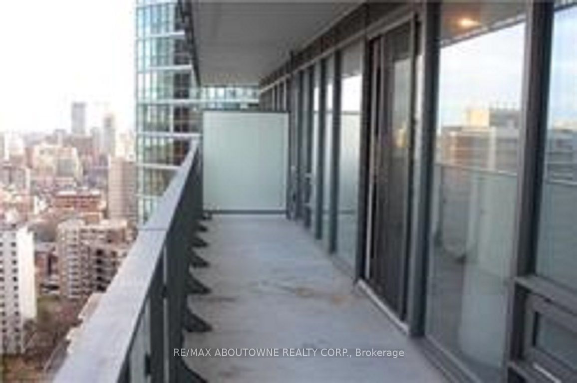 42 Charles St E, unit 2201 for sale - image #5