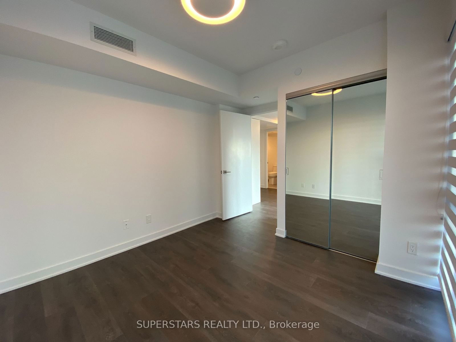 188 Cumberland St, unit 1813 for sale