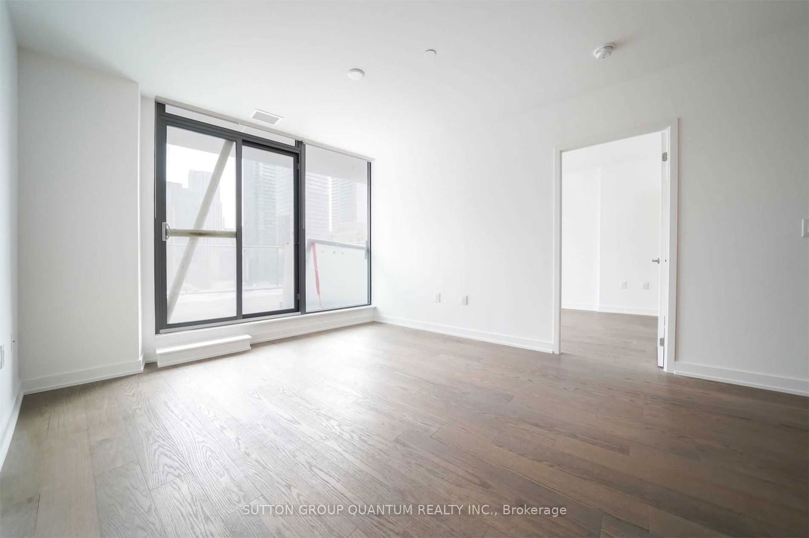 11 Wellesley St W, unit 705 for rent - image #5