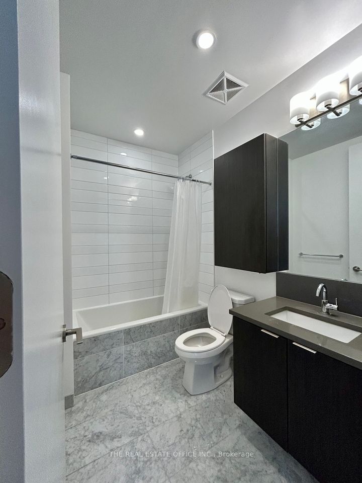 38 Iannuzzi St, unit PH01 for sale - image #13