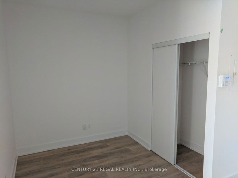 150 Fairview Mall Dr, unit 211 for rent - image #1